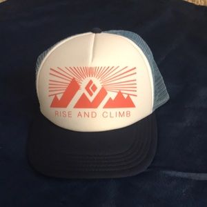 Black Diamond truckers hat NWT